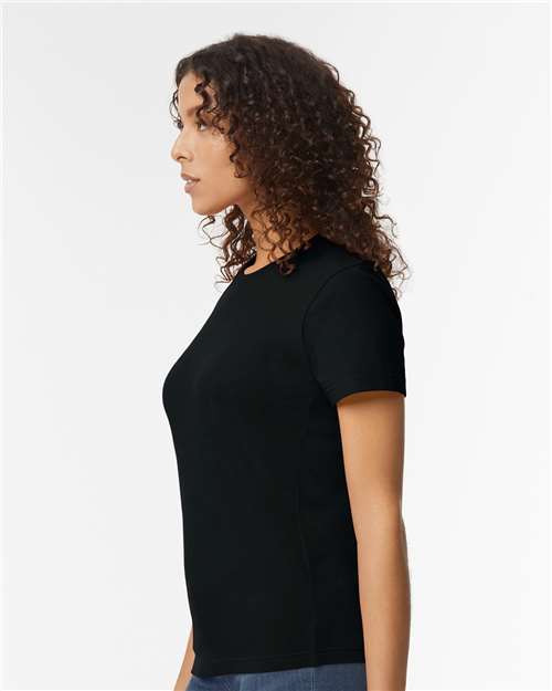 Gildan 65000L, Women's Softstyle Midweight T-shirt, Pitch Black