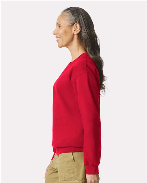 Gildan SF000 Unisex Softstyle® Midweight Crewneck Sweatshirt Cotton Cotton-Poly Blend Crewneck Fleece Midweight Moisture-Wicking Outerwear Polyester Regular Fit Spandex Sport / Athletic Super Heavyweight Sweatshirts & Fleece Tear-Away Label Tops Womens Womens Tops