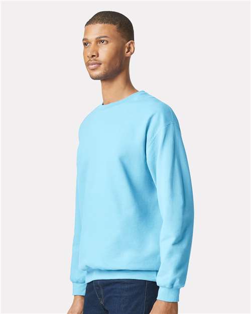 Gildan SF000 Unisex Softstyle® Midweight Crewneck Sweatshirt Cotton Cotton-Poly Blend Crewneck Fleece Midweight Moisture-Wicking Outerwear Polyester Regular Fit Spandex Sport / Athletic Super Heavyweight Sweatshirts & Fleece Tear-Away Label Tops Womens Womens Tops