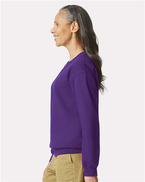 Gildan SF000 Unisex Softstyle® Midweight Crewneck Sweatshirt Cotton Cotton-Poly Blend Crewneck Fleece Midweight Moisture-Wicking Outerwear Polyester Regular Fit Spandex Sport / Athletic Super Heavyweight Sweatshirts & Fleece Tear-Away Label Tops Womens Womens Tops