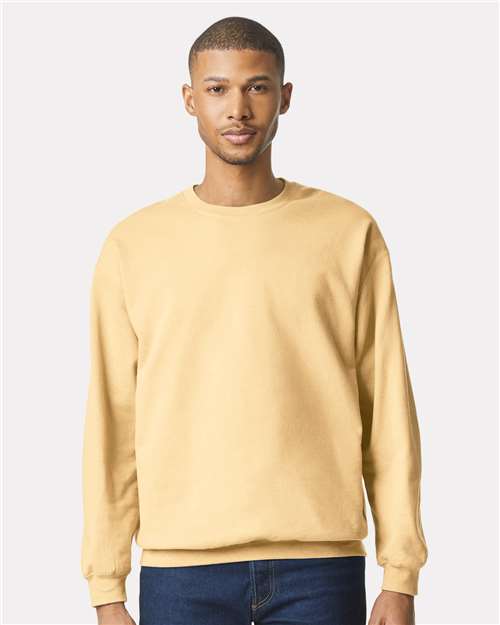 Gildan SF000 Unisex Softstyle® Midweight Crewneck Sweatshirt Yellow Haze Cotton Cotton-Poly Blend Crewneck Fleece Midweight Moisture-Wicking Outerwear Polyester Regular Fit Spandex Sport / Athletic Super Heavyweight Sweatshirts & Fleece Tear-Away Label Tops Womens Womens Tops