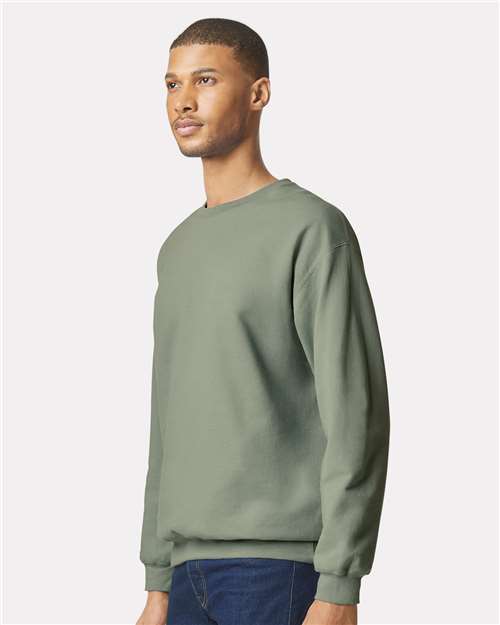 Gildan SF000 Unisex Softstyle® Midweight Crewneck Sweatshirt Cotton Cotton-Poly Blend Crewneck Fleece Midweight Moisture-Wicking Outerwear Polyester Regular Fit Spandex Sport / Athletic Super Heavyweight Sweatshirts & Fleece Tear-Away Label Tops Womens Womens Tops