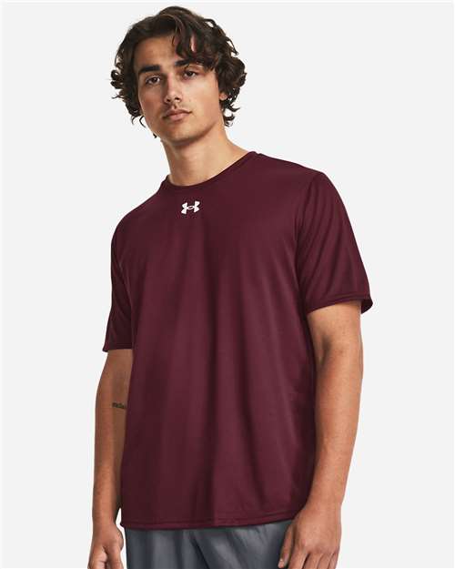 Under Armour 1376842, Men's Team Tech T-shirt, Maroon/ White