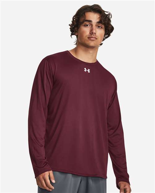 Under Armour 1376843, Men's Team Tech Long Sleeve T-shirt, Maroon/ White