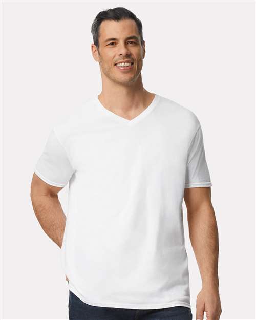 Gildan 64V00, Unisex Softstyle V-neck T-shirt, White