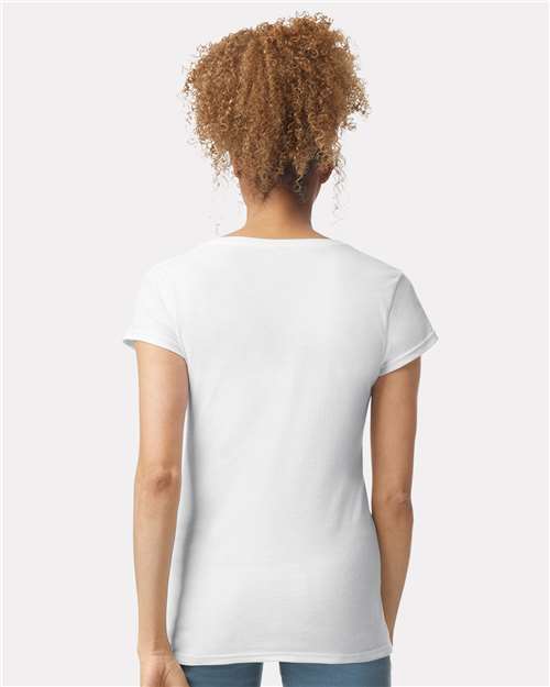 Gildan 64V00L, Women's Softstyle V-neck T-shirt, White