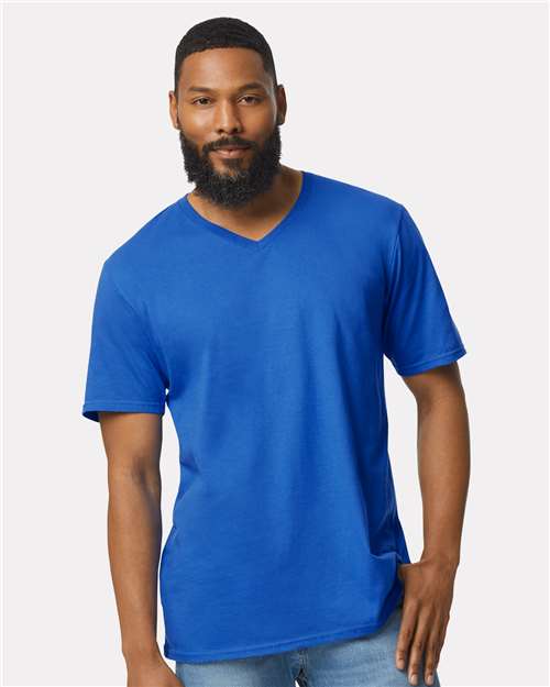 Gildan 64V00, Unisex Softstyle V-neck T-shirt, Royal