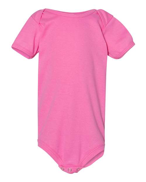 Infant Softstyle® One Piece - - 7492 Azalea 10660 5-5.9 oz 64ZEE Best Selling Brands Core T-Shirts Cotton Cotton - 100% Cotton - Ringspun Gildan Go To Basics Infants / Toddlers No Visible Logos Onesies Regular (5-6 oz) Short Sleeves Side Seams T-Shirts T-Shirts - Premium Tear Away Tops Unisex