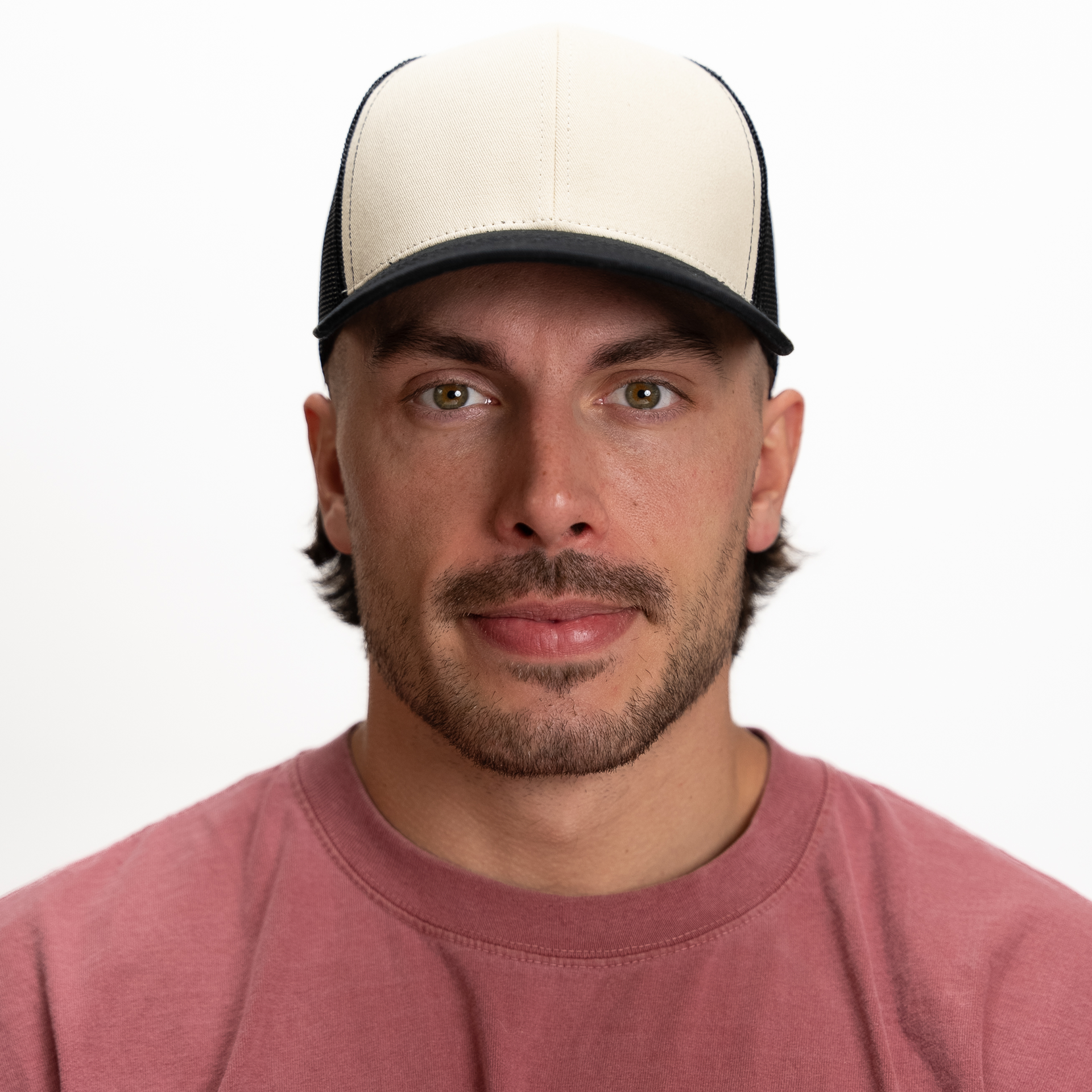 GNV-003M - Premium Pro Style 6 Panels Mesh Trucker Cap 6 PANELS COTTON / POLYESTER CURVE HIGH PROFILE MESH nissi caps SNAPBACK STRUCTURED UNISEX