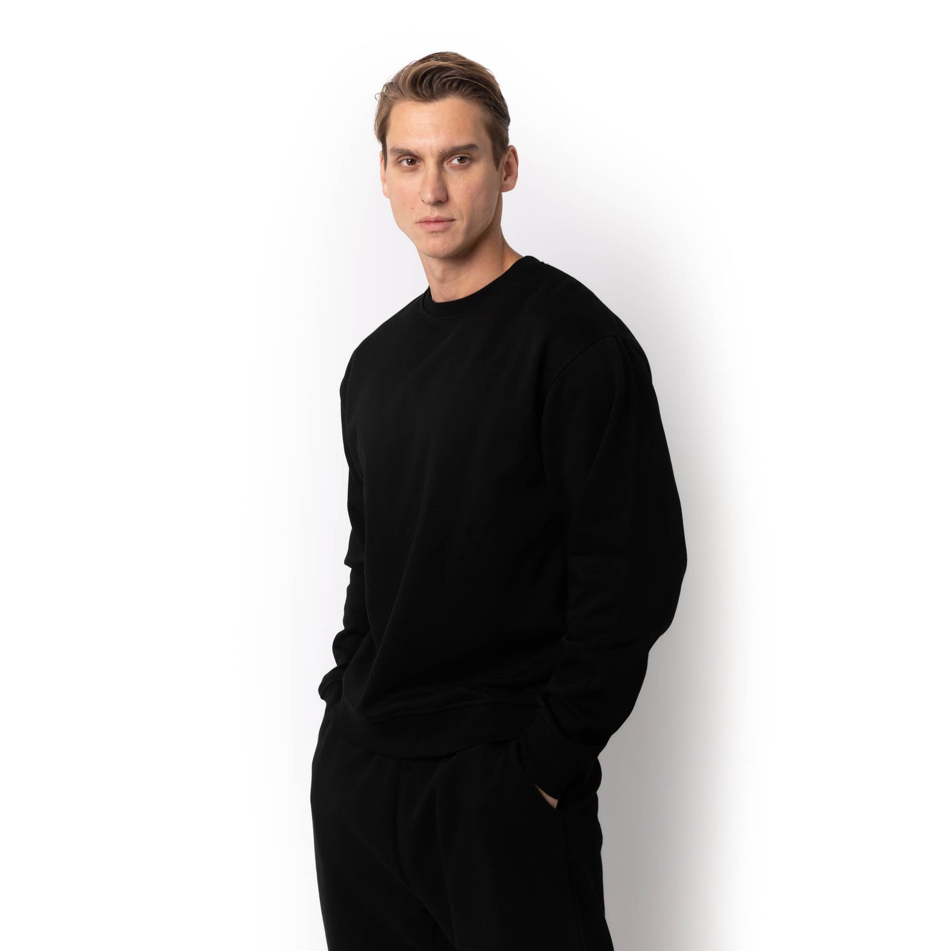 HERO-1020 Unisex Blank Crewneck Sweatshirt - Black 1020 Adult Black Crewneck HERO Tops Unisex