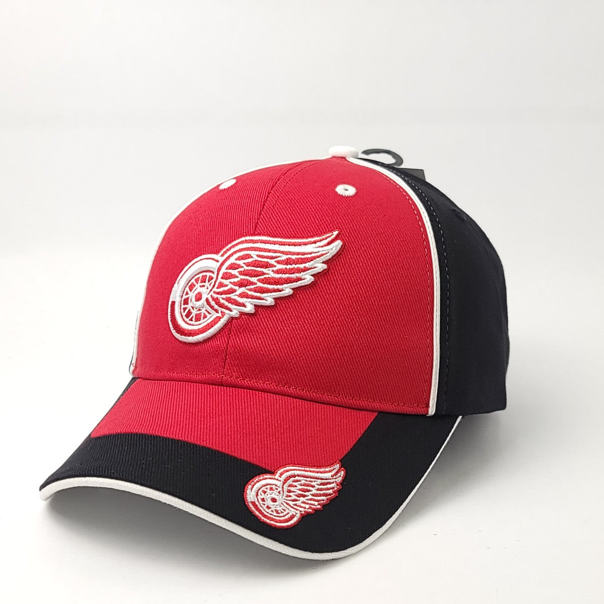 Detroit Red Wings - Dean, Black & Red, Adjustable Red Wings