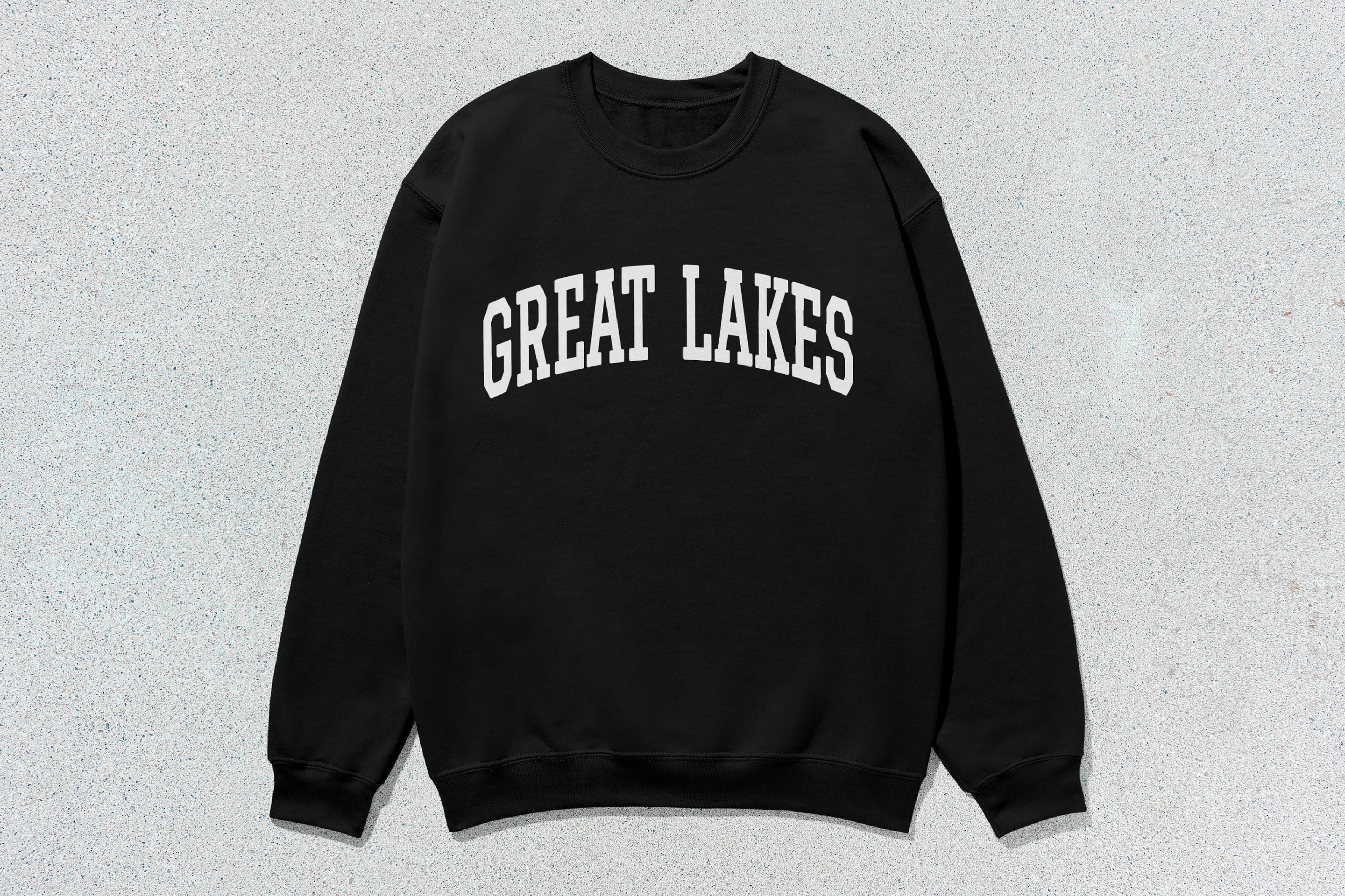 Great Lakes - Unisex Heavy Blend™ Crewneck Sweatshirt Black Canada Canadian Great Lakes crewnecks great lakes hoodies sweaters