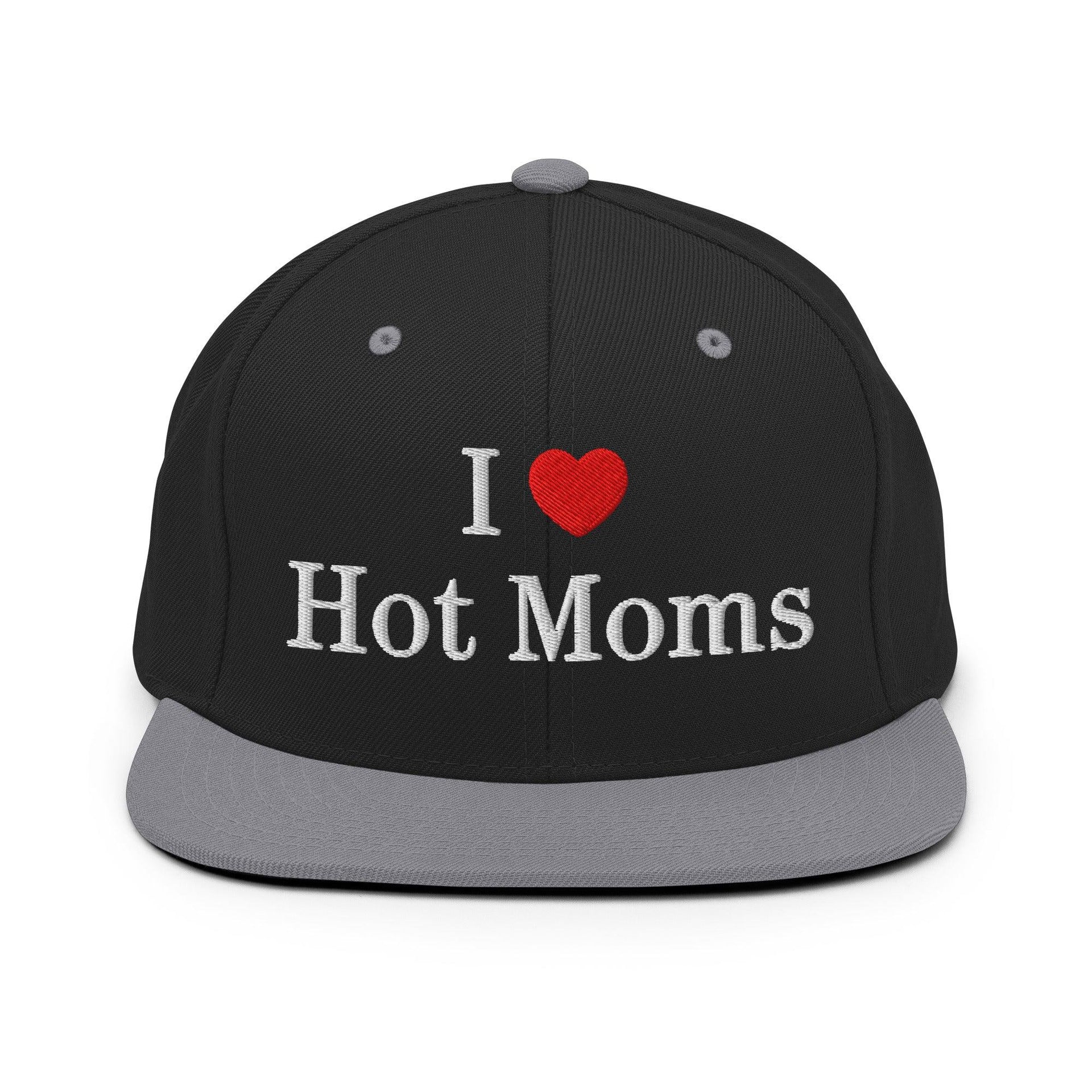 I Love Hot Moms Embroidered Flat Bill Brim Snapback Hat Black Silver Capital Crowns Funny Snapback Hats