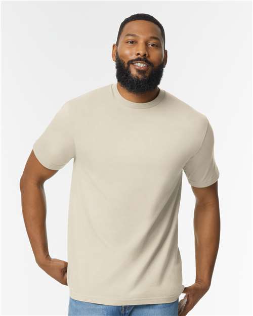 Gildan 65000, Unisex Softstyle Midweight T-shirt, Sand