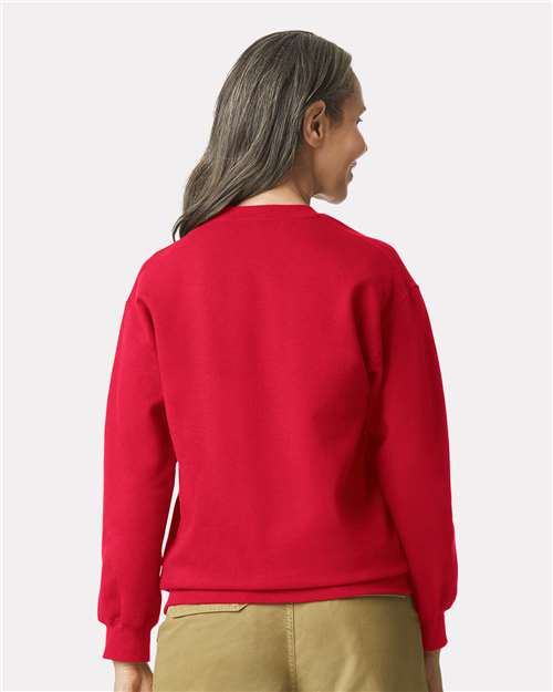 Gildan SF000 Unisex Softstyle® Midweight Crewneck Sweatshirt Cotton Cotton-Poly Blend Crewneck Fleece Midweight Moisture-Wicking Outerwear Polyester Regular Fit Spandex Sport / Athletic Super Heavyweight Sweatshirts & Fleece Tear-Away Label Tops Womens Womens Tops