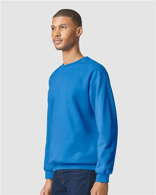 Gildan SF000 Unisex Softstyle® Midweight Crewneck Sweatshirt Cotton Cotton-Poly Blend Crewneck Fleece Midweight Moisture-Wicking Outerwear Polyester Regular Fit Spandex Sport / Athletic Super Heavyweight Sweatshirts & Fleece Tear-Away Label Tops Womens Womens Tops