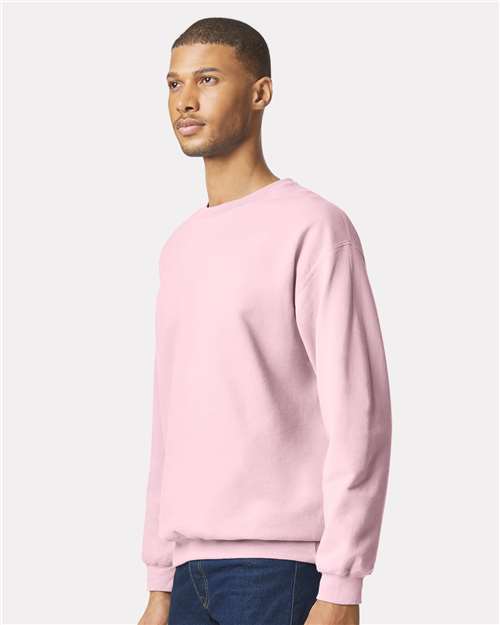 Gildan SF000 Unisex Softstyle® Midweight Crewneck Sweatshirt Cotton Cotton-Poly Blend Crewneck Fleece Midweight Moisture-Wicking Outerwear Polyester Regular Fit Spandex Sport / Athletic Super Heavyweight Sweatshirts & Fleece Tear-Away Label Tops Womens Womens Tops
