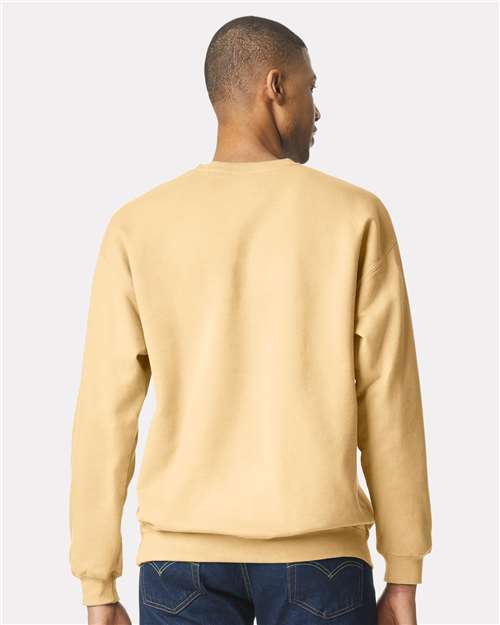 Gildan SF000 Unisex Softstyle® Midweight Crewneck Sweatshirt Cotton Cotton-Poly Blend Crewneck Fleece Midweight Moisture-Wicking Outerwear Polyester Regular Fit Spandex Sport / Athletic Super Heavyweight Sweatshirts & Fleece Tear-Away Label Tops Womens Womens Tops