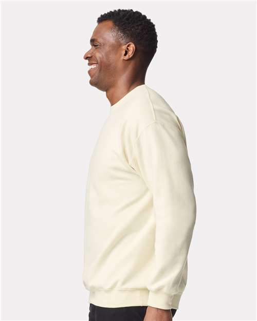 Gildan SF000 Unisex Softstyle® Midweight Crewneck Sweatshirt Cotton Cotton-Poly Blend Crewneck Fleece Midweight Moisture-Wicking Outerwear Polyester Regular Fit Spandex Sport / Athletic Super Heavyweight Sweatshirts & Fleece Tear-Away Label Tops Womens Womens Tops