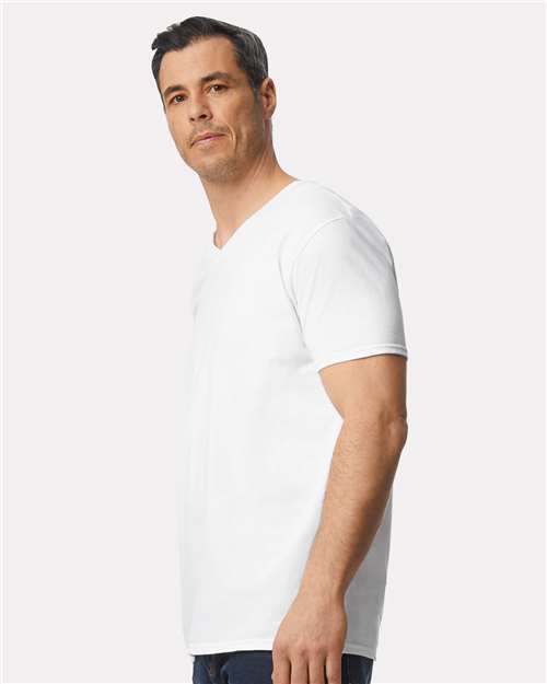 Gildan 64V00, Unisex Softstyle V-neck T-shirt, White
