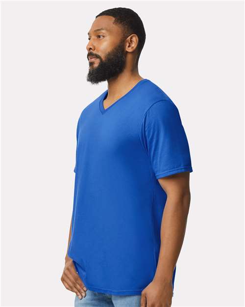 Gildan 64V00, Unisex Softstyle V-neck T-shirt, Royal