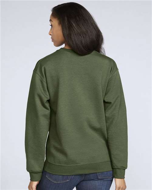Gildan SF000 Unisex Softstyle® Midweight Crewneck Sweatshirt Cotton Cotton-Poly Blend Crewneck Fleece Midweight Moisture-Wicking Outerwear Polyester Regular Fit Spandex Sport / Athletic Super Heavyweight Sweatshirts & Fleece Tear-Away Label Tops Womens Womens Tops