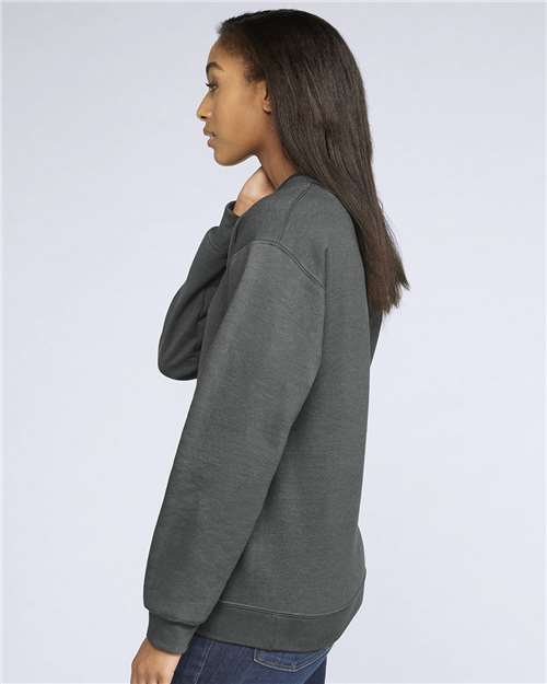 Gildan SF000 Unisex Softstyle® Midweight Crewneck Sweatshirt Cotton Cotton-Poly Blend Crewneck Fleece Midweight Moisture-Wicking Outerwear Polyester Regular Fit Spandex Sport / Athletic Super Heavyweight Sweatshirts & Fleece Tear-Away Label Tops Womens Womens Tops