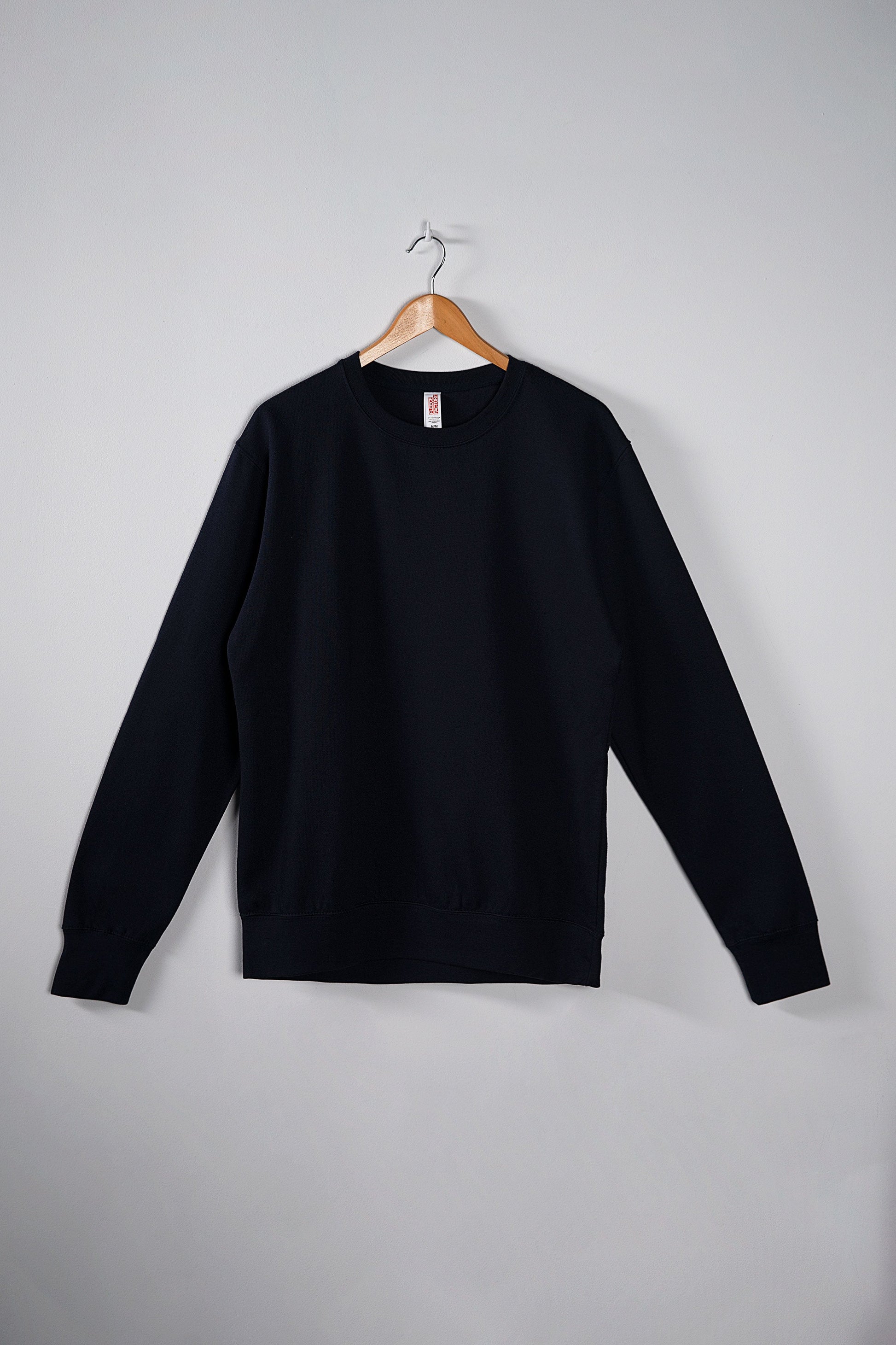 MR910 BLACK Crewneck Sweatshirt mr910