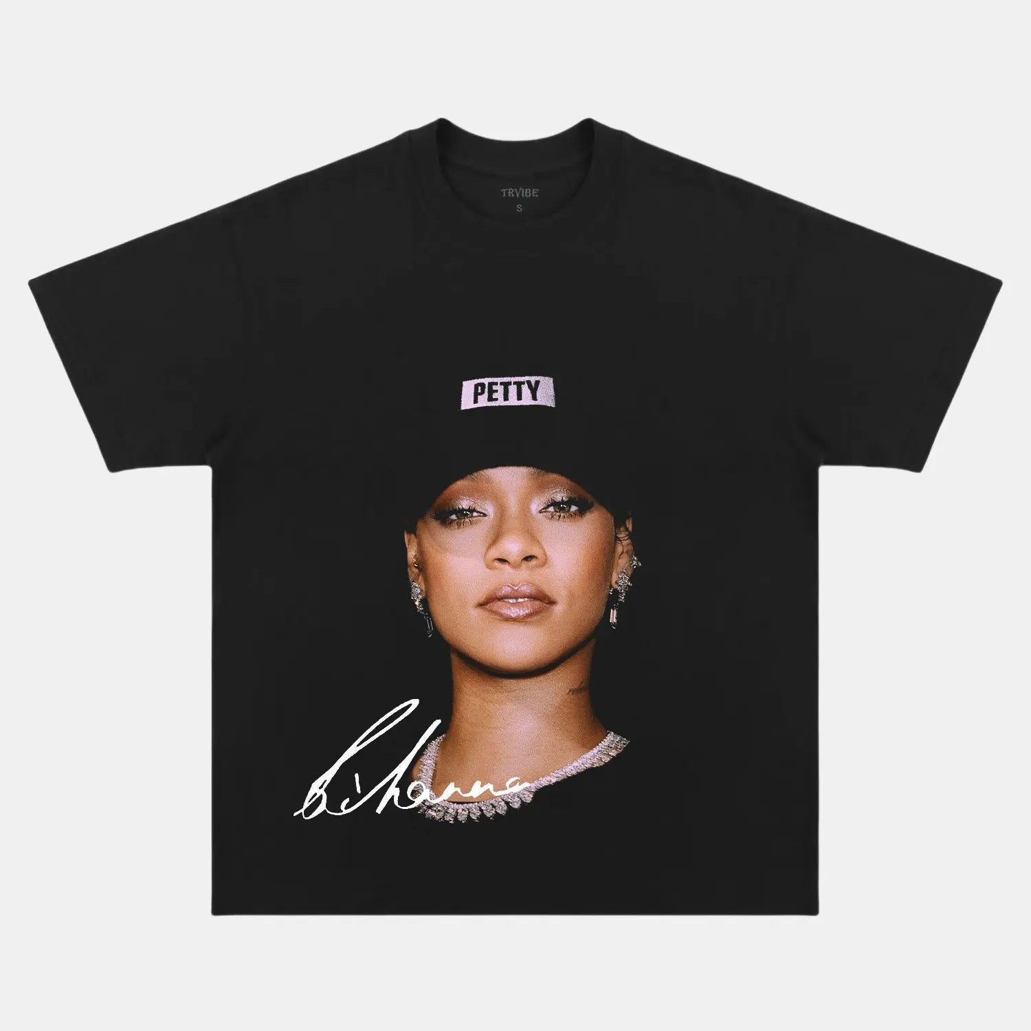 RIHANNA VINTAGE CLOTHES 3.0 HIP HOP MUSIC POP