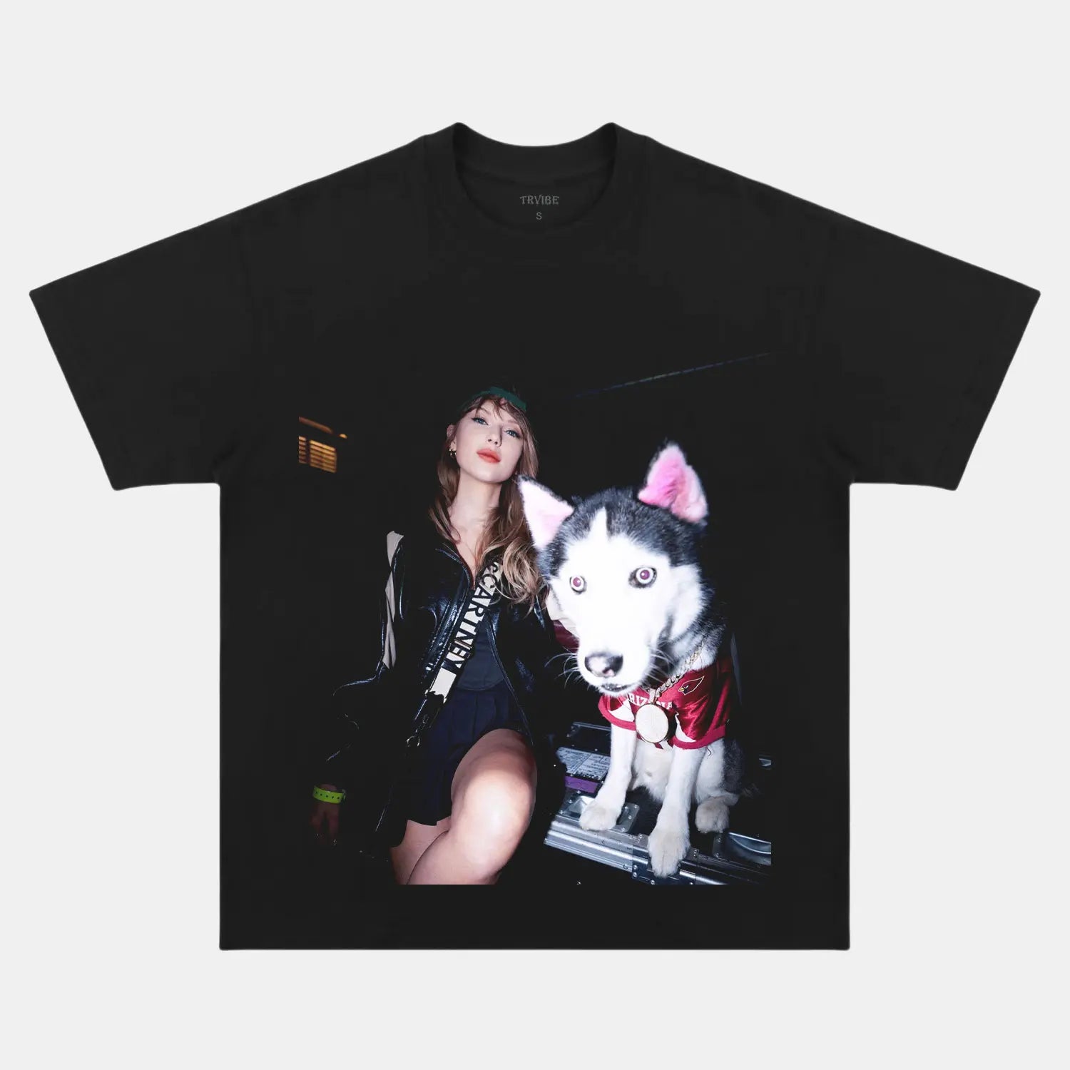 Taylor Swift: Music Icon Tee V10 BLACK TEE HIP HOP MUSIC Music icon apparel POP Pop star concert tee Swifties clothing Taylor Swift fan shirt Taylor Swift merch taylorswift Vintage band tee