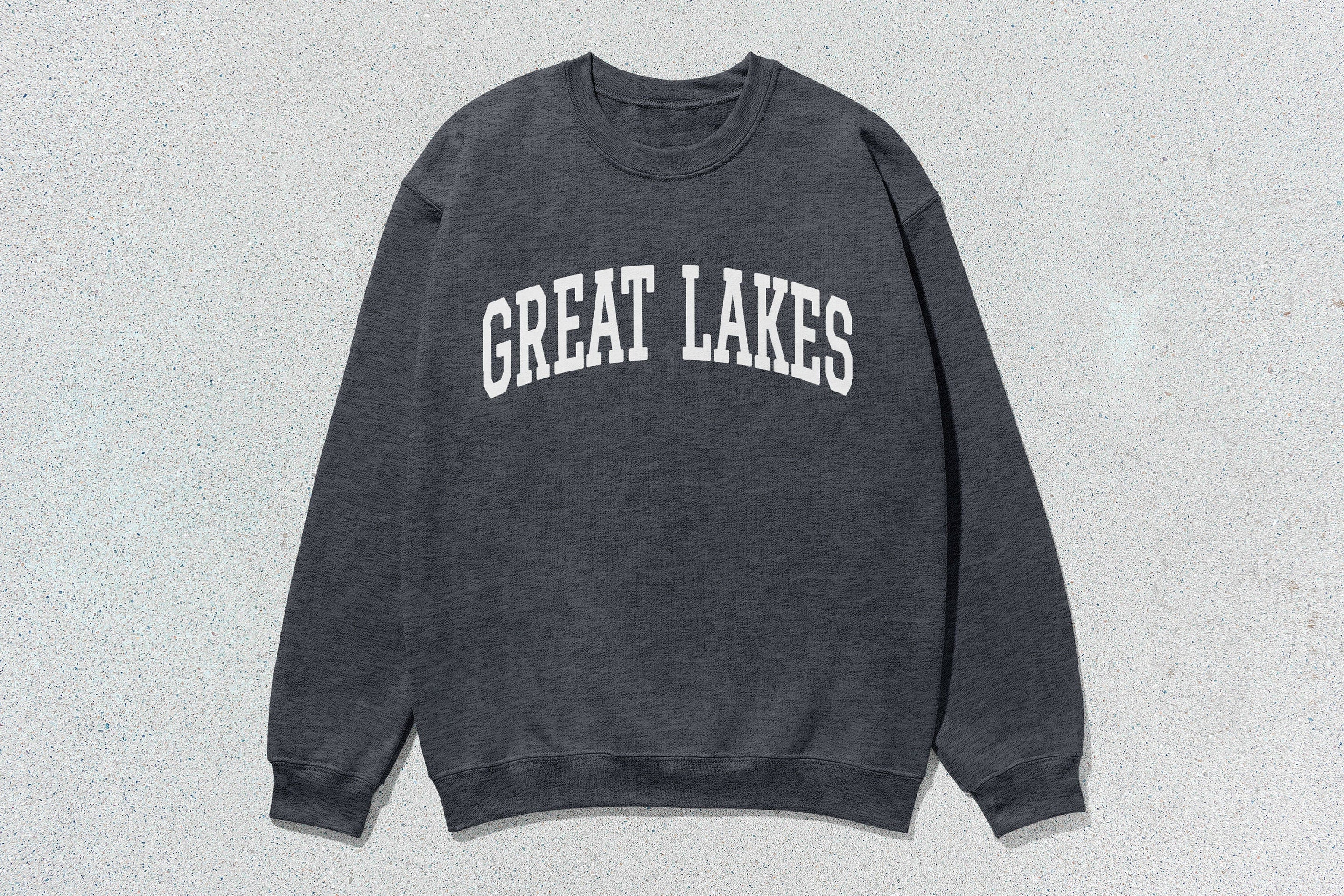 Great Lakes - Unisex Heavy Blend™ Crewneck Sweatshirt Charcoal Heather Canada Canadian Great Lakes crewnecks great lakes hoodies sweaters