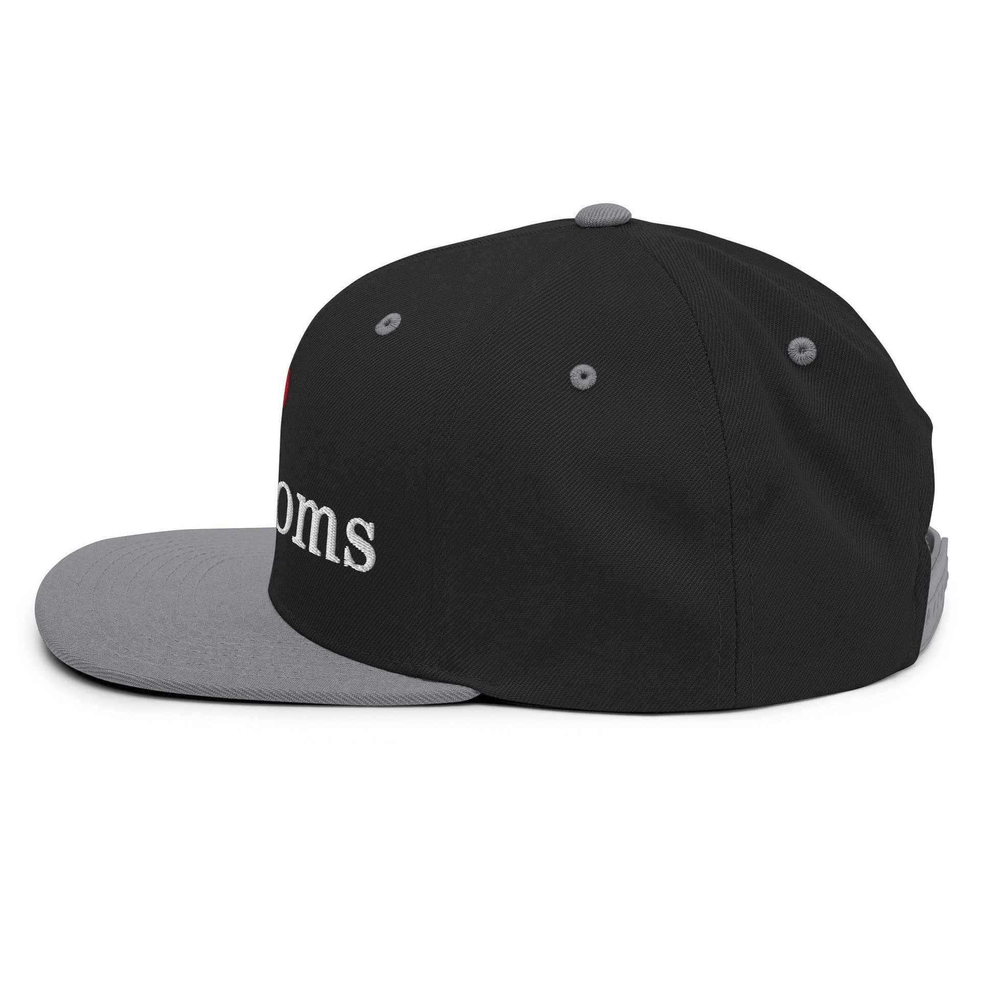 I Love Hot Moms Embroidered Flat Bill Brim Snapback Hat Capital Crowns Funny Snapback Hats