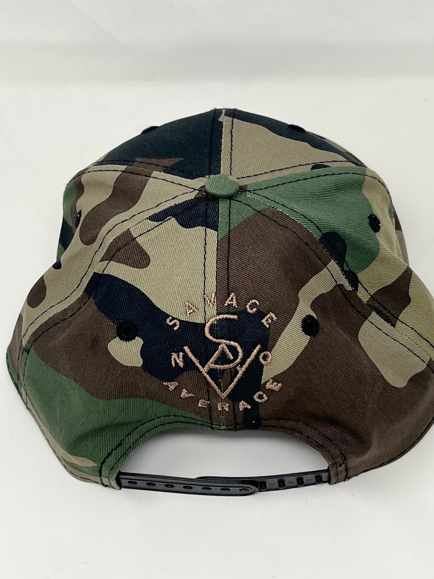 Urban Edge Snapback with Emblematic Shield Design - Camo