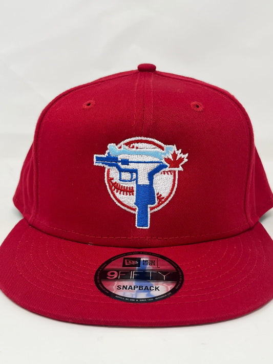 Urban Edge Snapback with Emblematic Shield Design - Red Hat